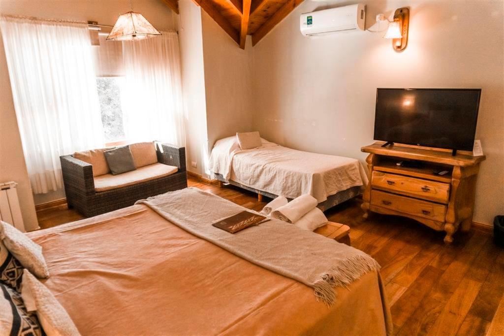 Complejo Puerto Malen Club De Montana Hotel Villa Pehuenia Bagian luar foto